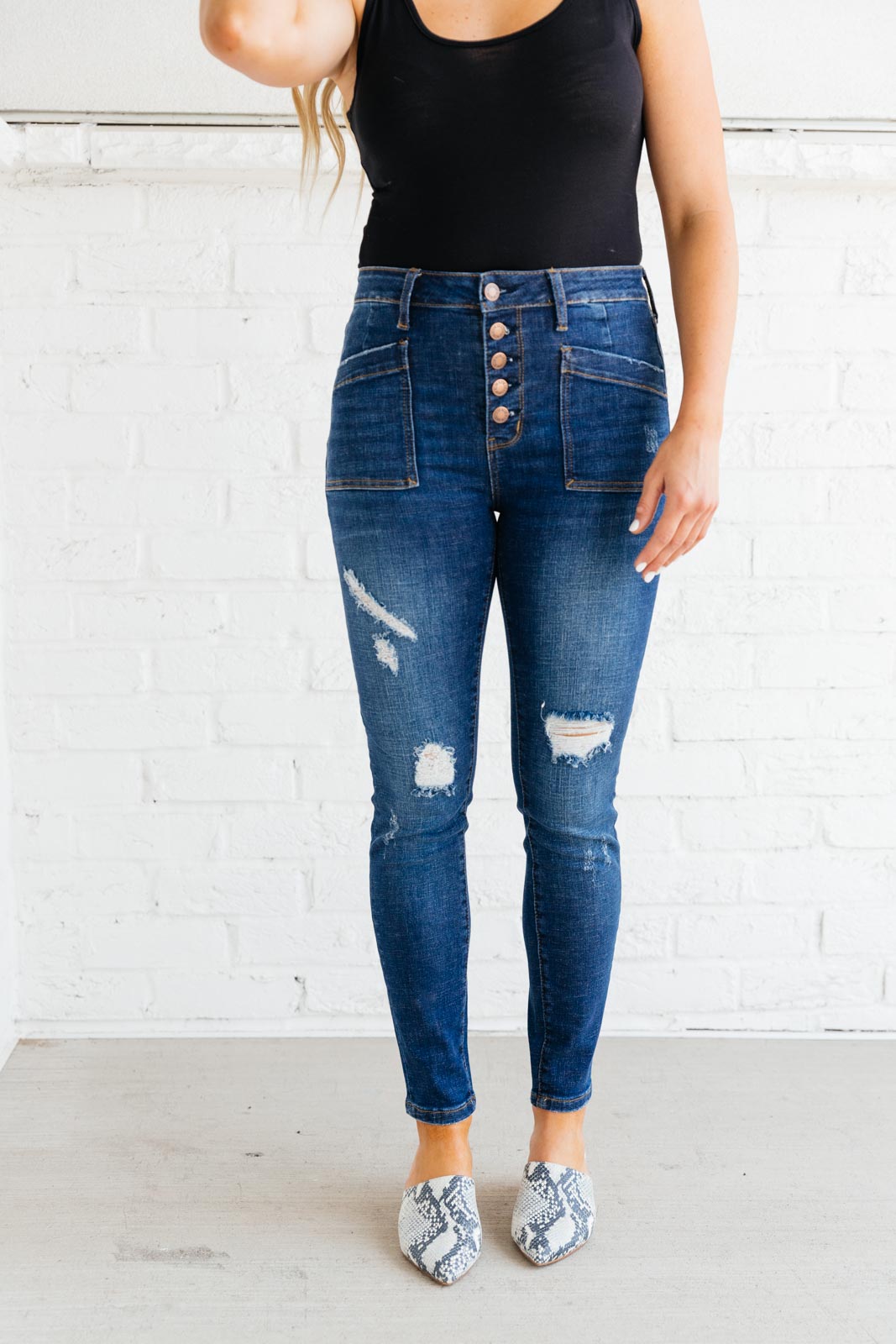 Judy Blue Patch Of Cargo Skinnies