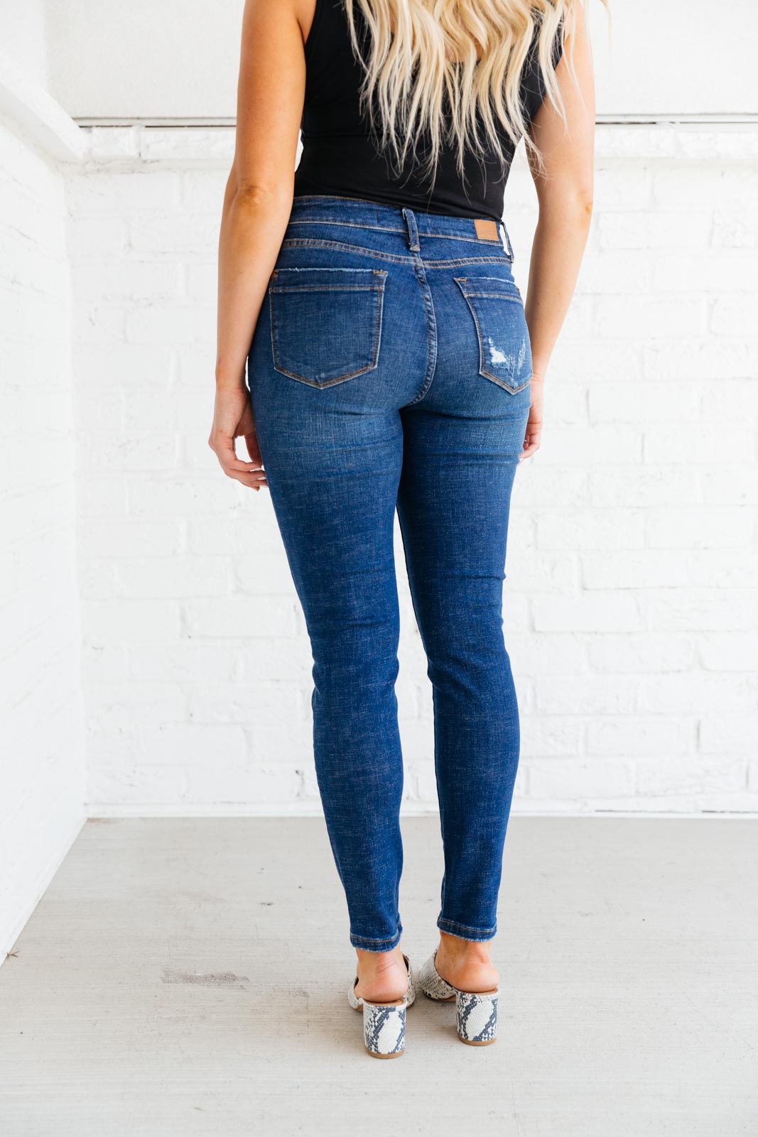 Judy Blue Patch Of Cargo Skinnies